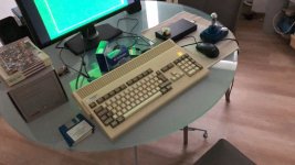 amiga.jpg